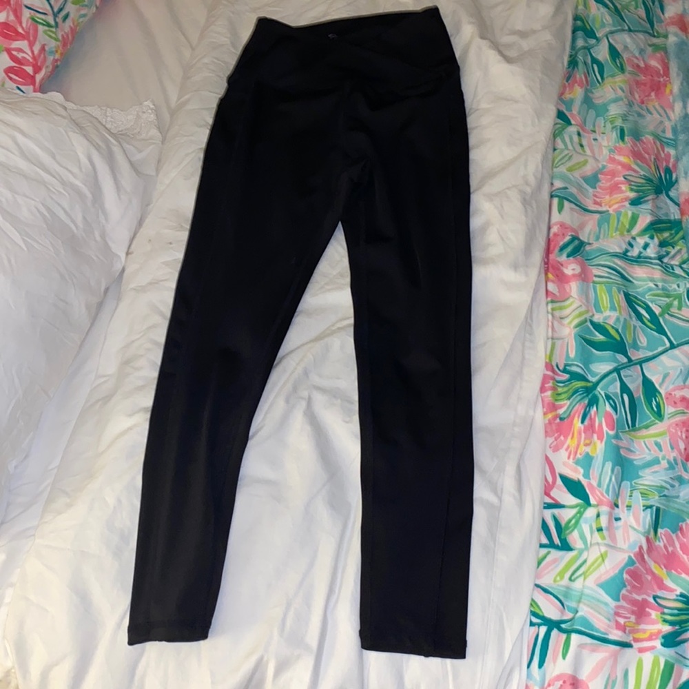 black cross over leggings